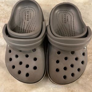 Toddler crocs